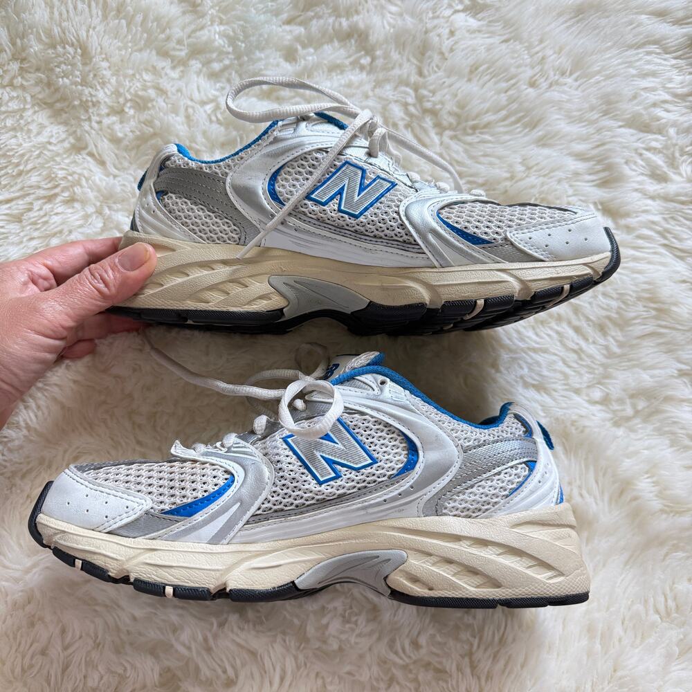 New Balance 530Sneakers in the White Blue Oasis colorway - Picture 11 of 12